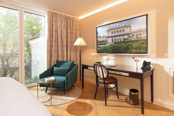 Chambre supérieure double | Coffre-fort pour ordinateur portable, bureau