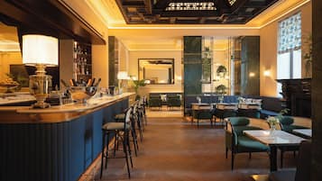 Bar (en la propiedad)