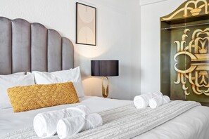 Interior - 1 Plomarion (Cape Town)