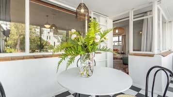 Apartamento (2 Bedrooms) | Parte interna