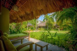 المنطقة المحيطة بالمنشأة