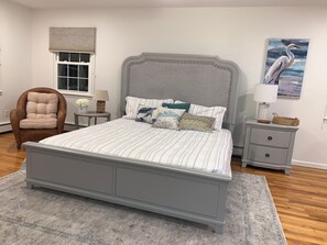 4 bedrooms, WiFi, bed sheets