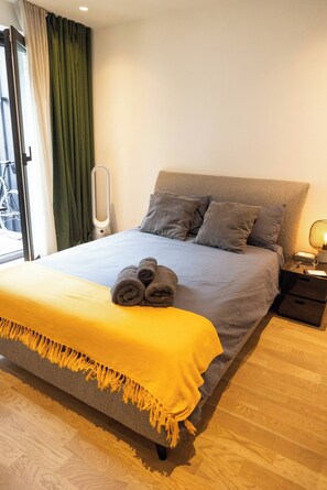 Apartment, 1 Bedroom, Accessible, Balcony | 1 bedroom - Spacious, Stylish Flat Near Stadium, 15 min From Soho (London)