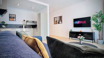 Departamento Confort, 1 habitación, para no fumadores, balcón | Área de sala de estar
