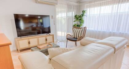 JB’s - Jetty Busselton Stay