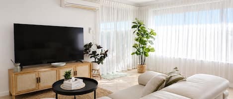 Smart TV
