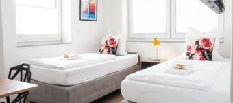 HAMA Design Homes - PaderChill