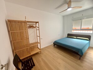 2 bedrooms, iron/ironing board, WiFi, bed sheets - Holiday Home 'La Coqueta' with Wi-Fi (Puente Tocinos)