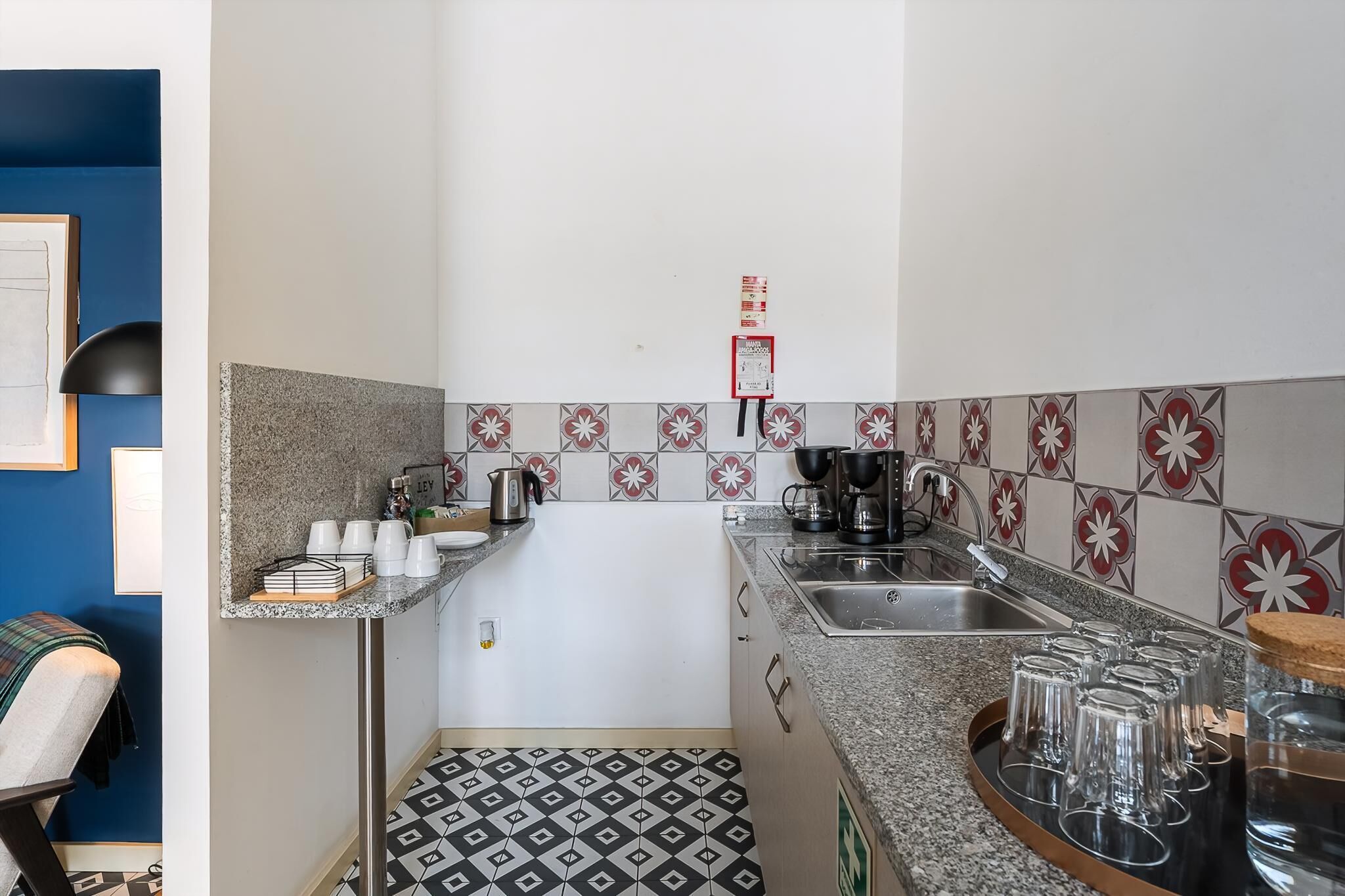 Appartement (Room with Terrace) | Salle de bain