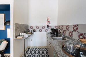 Apartment (Room with Terrace) | Bathroom - Guestready - Vanzeleres Collection (Porto)