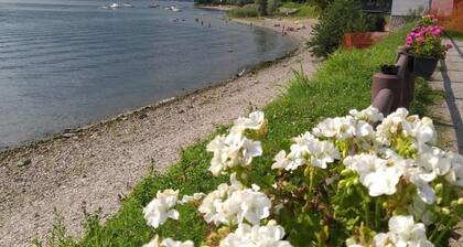 La Casa di Lillo Angera – Cozy Apartment Near Lakefront with Parking
