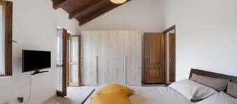 Mariuccia's Attic in Cascina