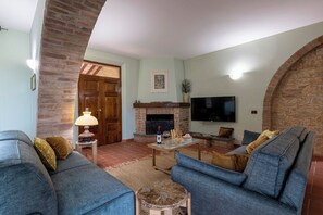 Smart TV, ping pong, stereo - Podere Gellino 14, Emma Villas (Chianciano Terme)