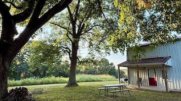 تناول الطعام بالخارج