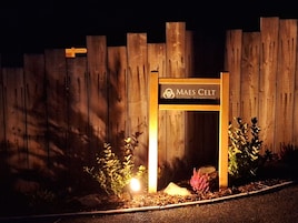 Cottage | Property grounds