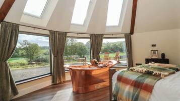 1 bedroom, individually decorated, individually furnished, free WiFi