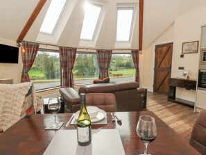 Interior - Ty Crwn - The Roundhouse (Lampeter)