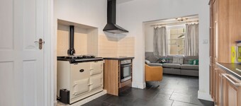 Lan Y Mor - Close to Town and Beach