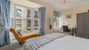 4 bedrooms, iron/ironing board, travel cot, free WiFi