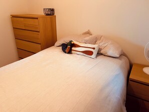 3 bedrooms, WiFi, bed sheets