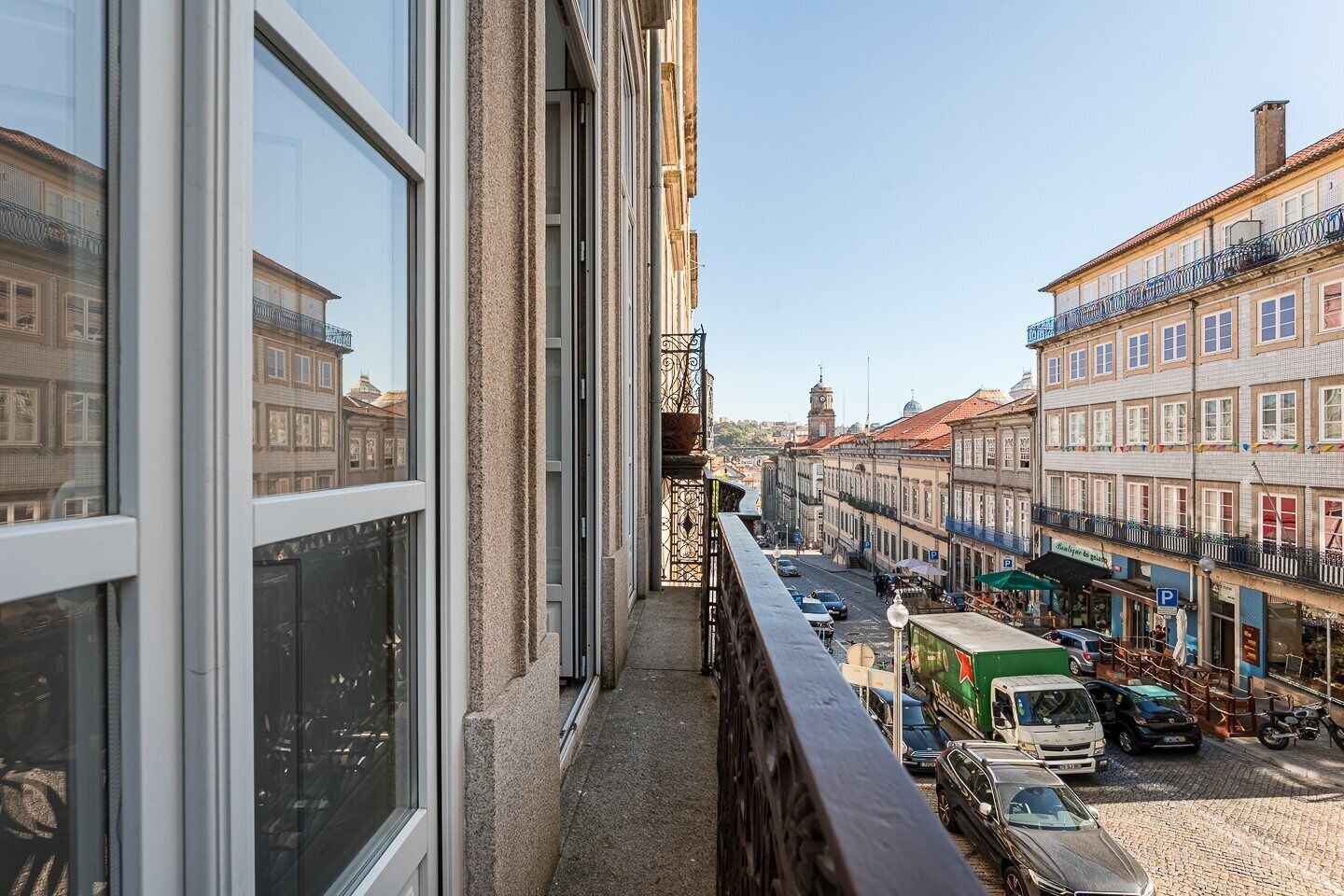 Leilighet (One-Bedroom Apartment with Balcony)