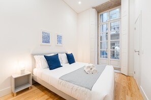 Apartment (Two-Bedroom Apartment with Balcony)