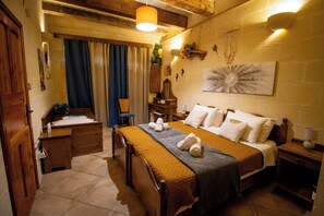 4 chambres, fer et planche à repasser, accès au Wi-Fi (inclus)