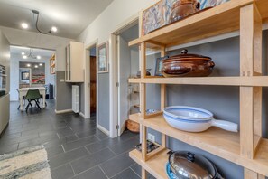 Interior - Holiday Home 'Masseria Il Fondone Up' with Shared Pool, Wi-Fi and Air Conditioning (lizzanello)