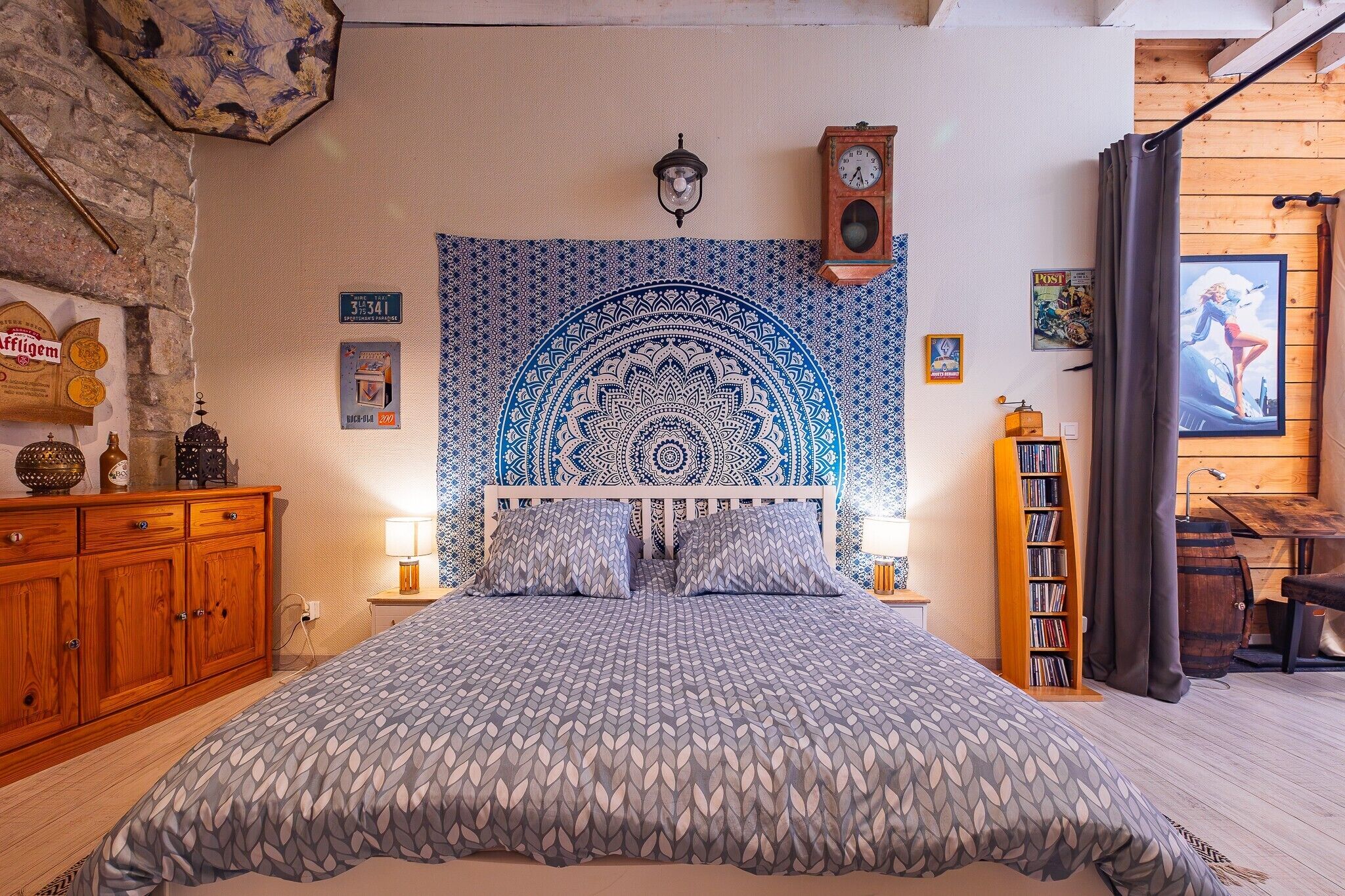 1 chambre, bureau, fer et planche à repasser, Wi-Fi