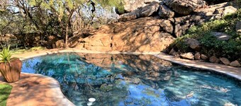 Double Lodge in Natural African Bush - 2111