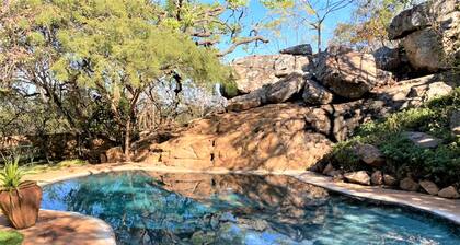 Family Lodge in Natural African Bush - 2115