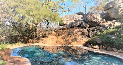 Family Lodge in Natural African Bush - 2115