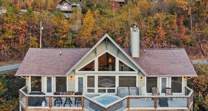 New Listing Special! HUGE Mountain Views + Hot Tub + Fire Pit