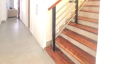 Luxurious 6 bed 6 Baths in Sunridge - 2299