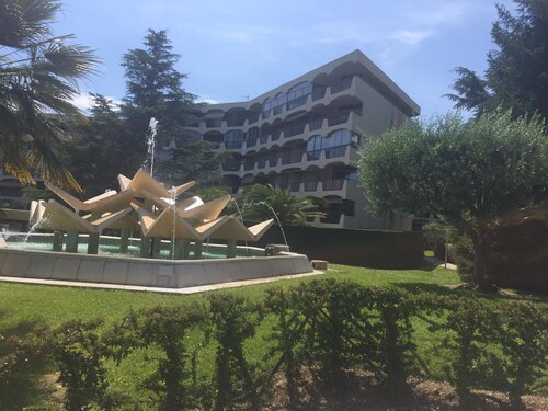 2 Bedroom Apartment in a Secure Residence in Mandelieu With a Shared Pool and Close to the Center - 2301