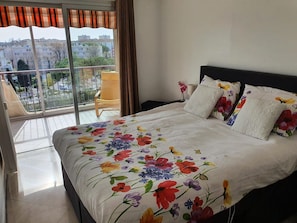 Apartment | 2 bedrooms - 2 Bedroom Apartment in a Secure Residence in Mandelieu With a Shared Pool and Close to the Center - 2301 (Mandelieu-La-Napoule)