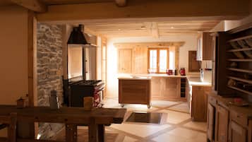 Mikrobølgeovn, kaffe-/temaskine