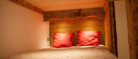 1 habitación, wifi y ropa de cama