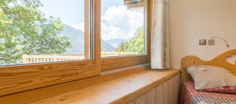 Guest Room 4 - Aurélie's Farm