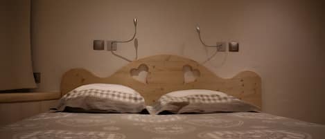 1 chambre, literie fournie