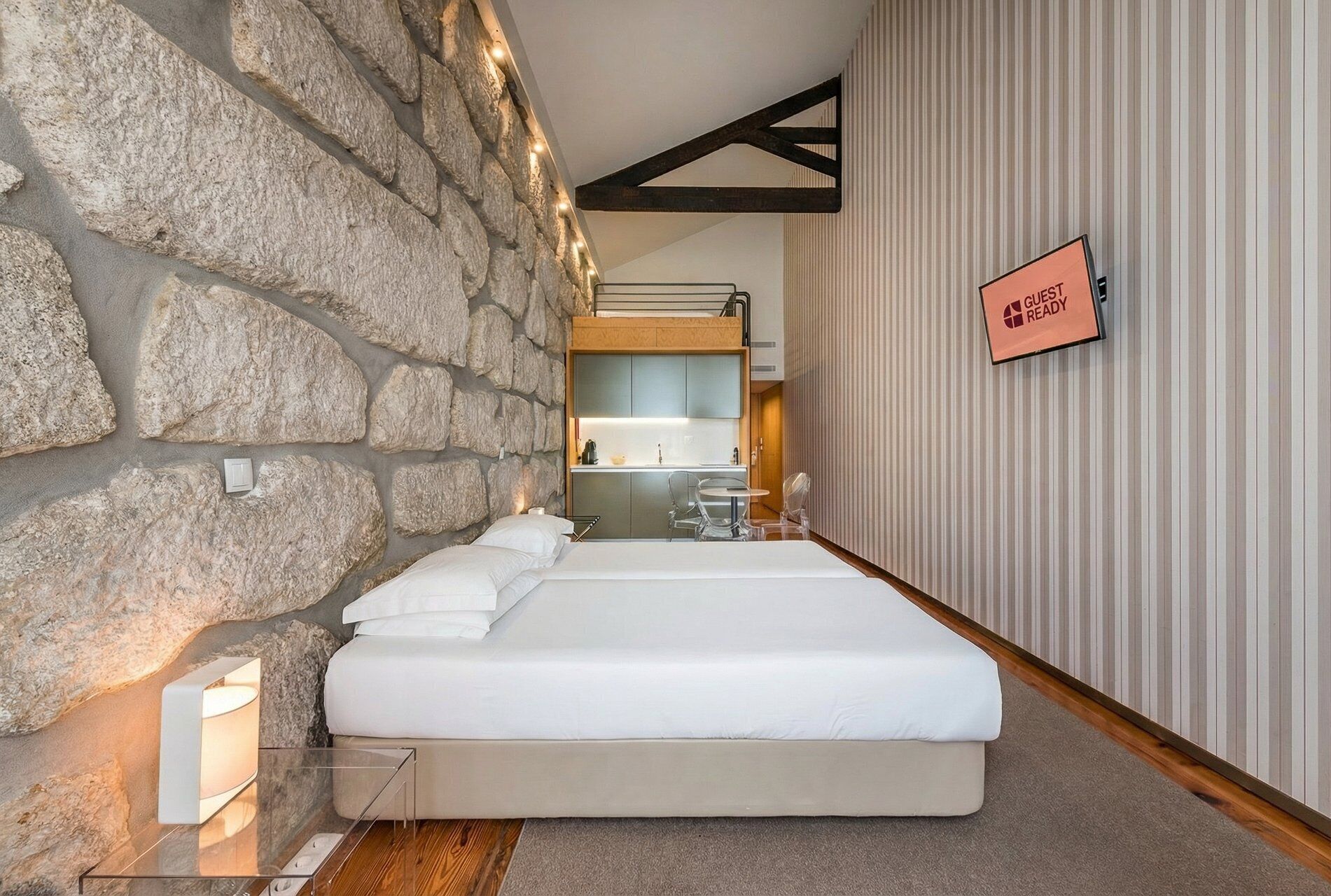 إستديو (Standard Studio)