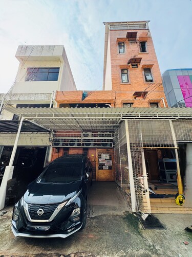 Tamastu House Sunter