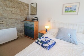 4 bedrooms, individually decorated, individually furnished, free WiFi - Sea Holly (Penzance)