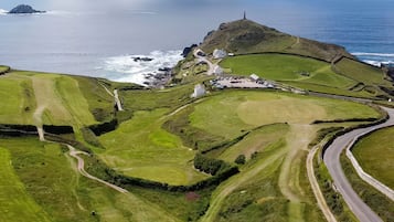 Cottage | Golf