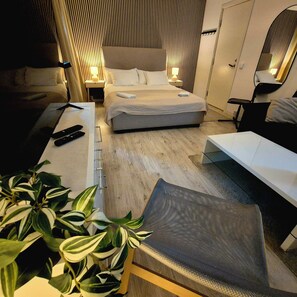 Comfort Double Room | Desk, laptop workspace, free WiFi