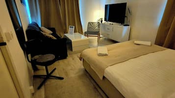 Comfort Double Room | Desk, laptop workspace, free WiFi