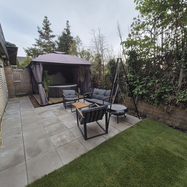 Comfort Apartment | Terrace/patio
