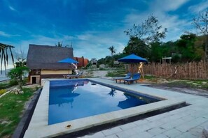 Piscina all'aperto