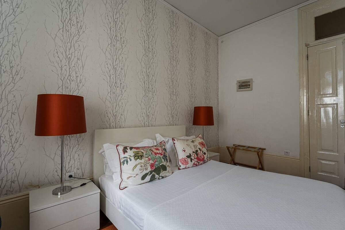 Apartment (Two-Bedroom Suite)