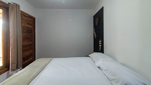 Itaka Studio Piscina Hidro e Quadra em Arraial